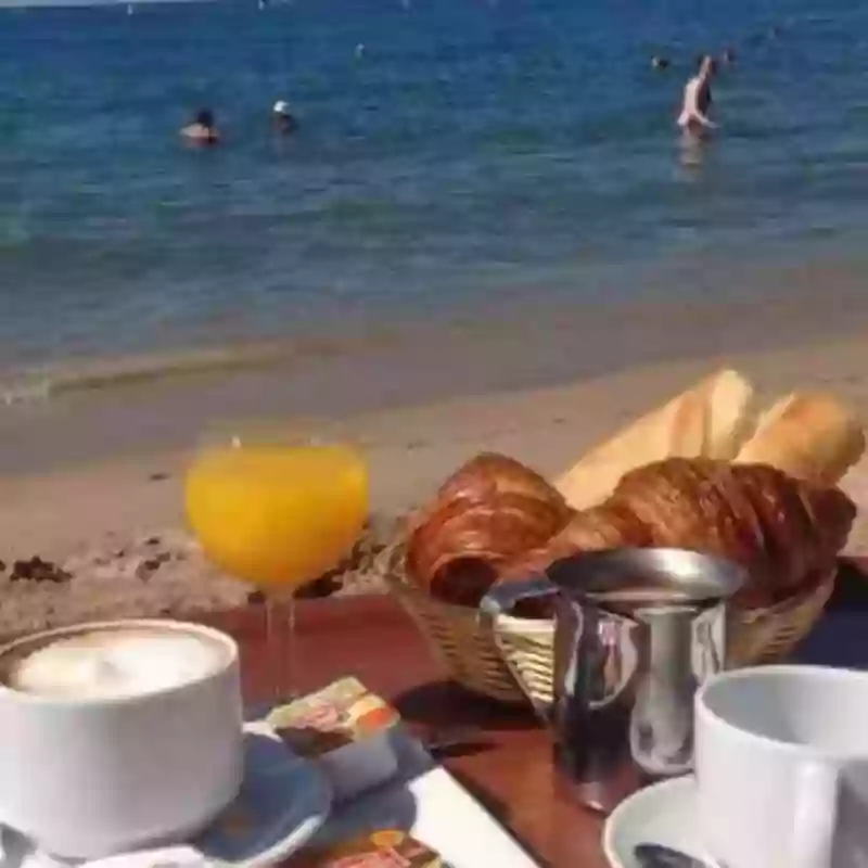 Petit Déjeuner - La Plage - Restaurant Mandelieu La Napoule - restaurant Français MANDELIEU-LA-NAPOULE