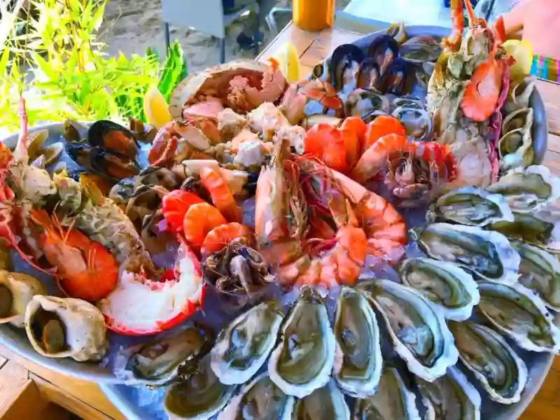 La marée - La Plage - Restaurant Mandelieu La Napoule - Restaurant Bord de Mer Cannes